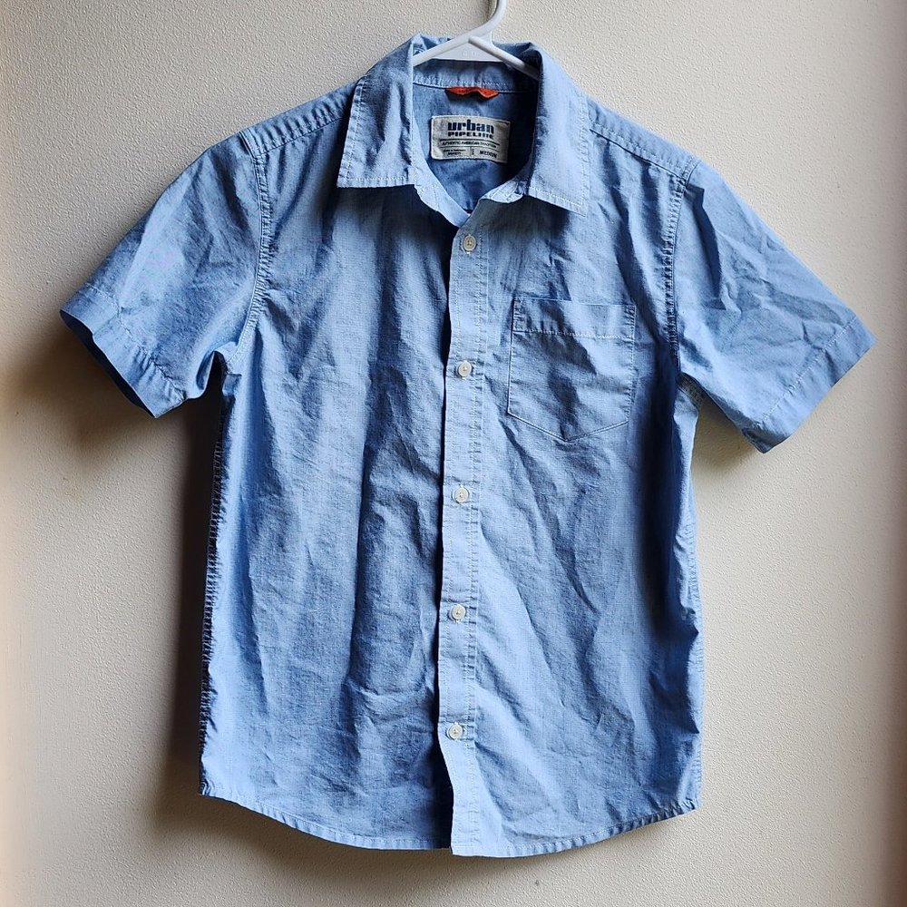Urban Pipeline Blue Shortsleeve Button Down Shirt Size Medium